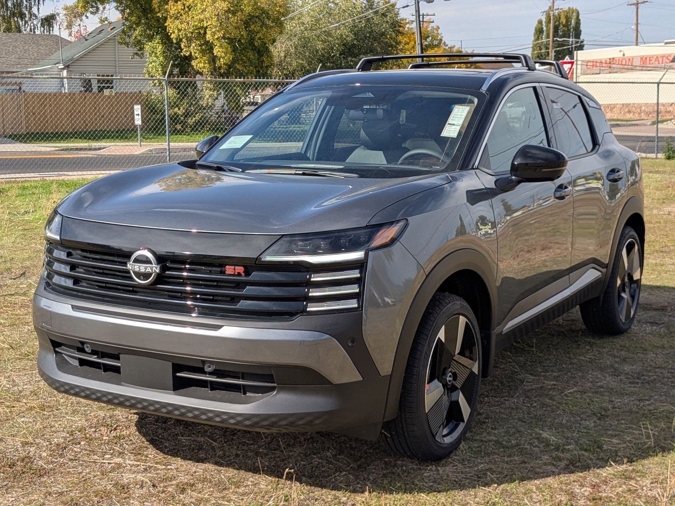 New 2026 Gun Metallic/Super Black Nissan SR image 8