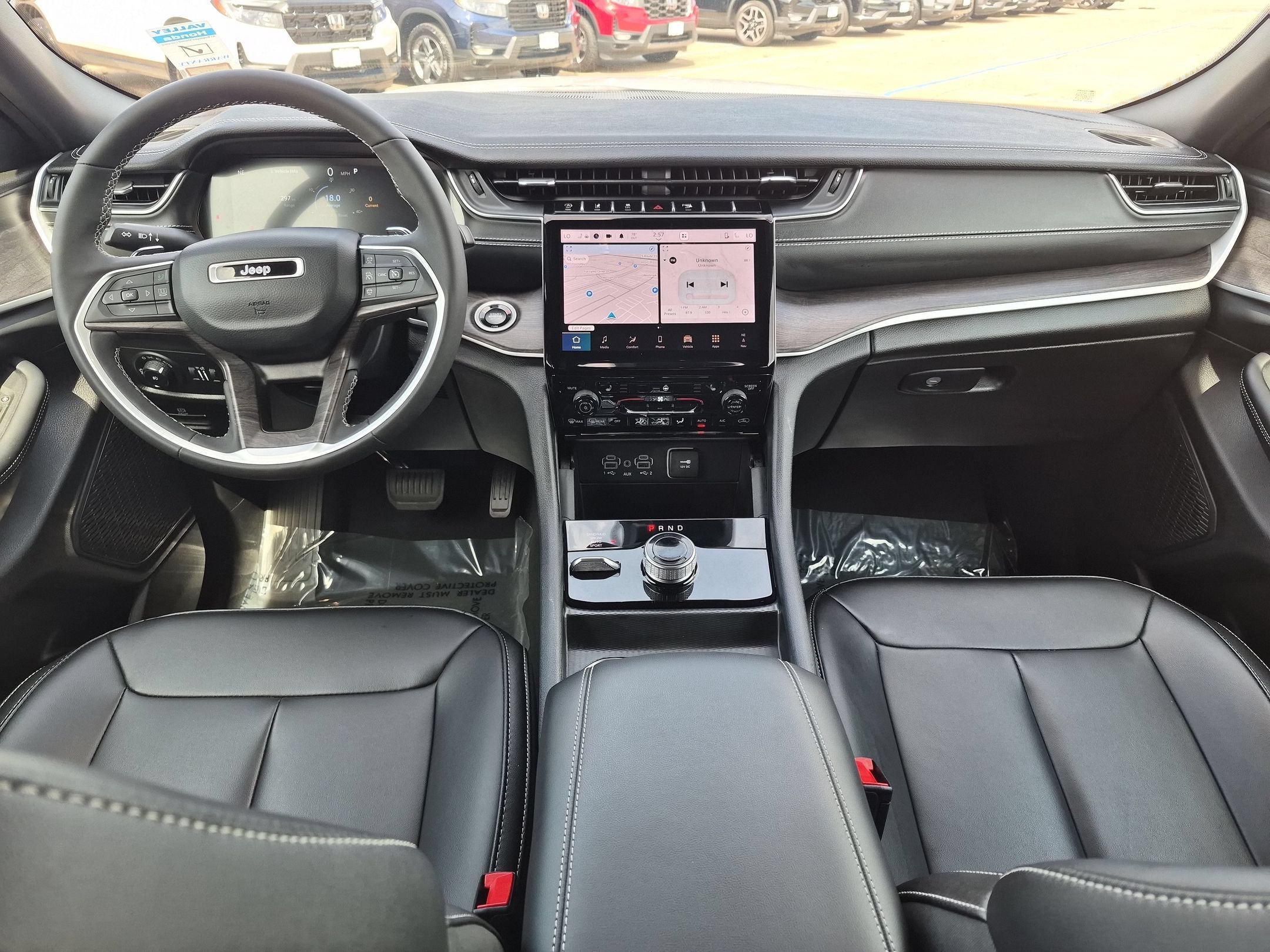Used 2024 Bright White Clearcoat Jeep Limited image 25