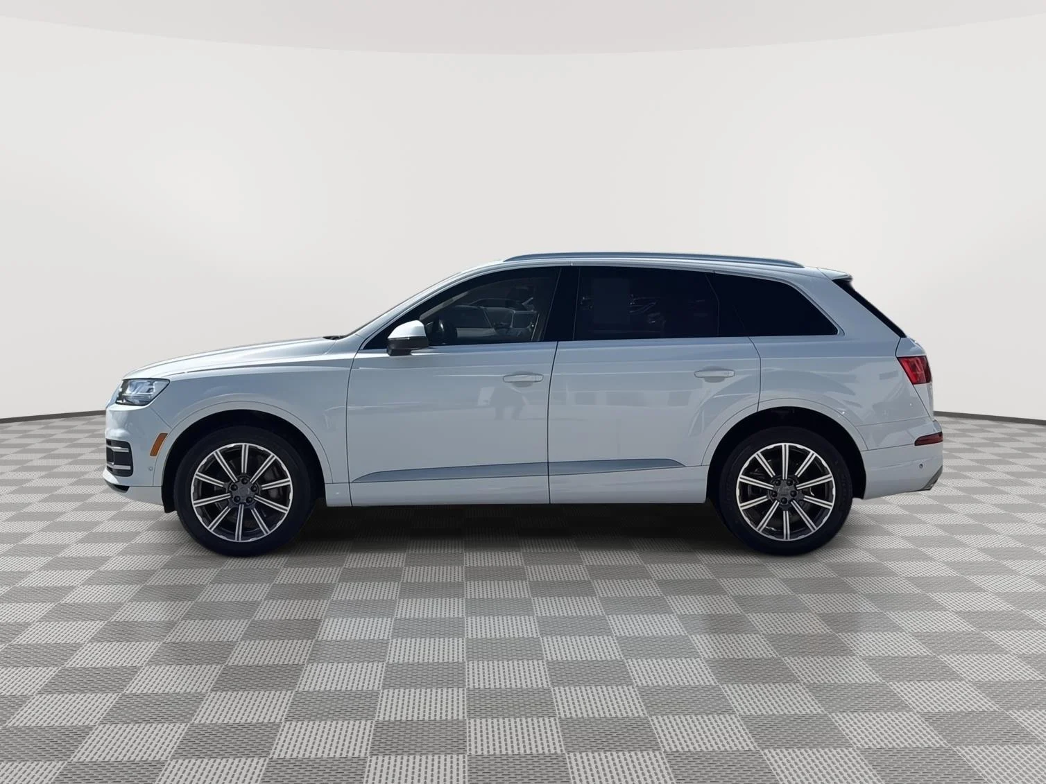 Used 2019 WHITE Audi Premium Plus image 6