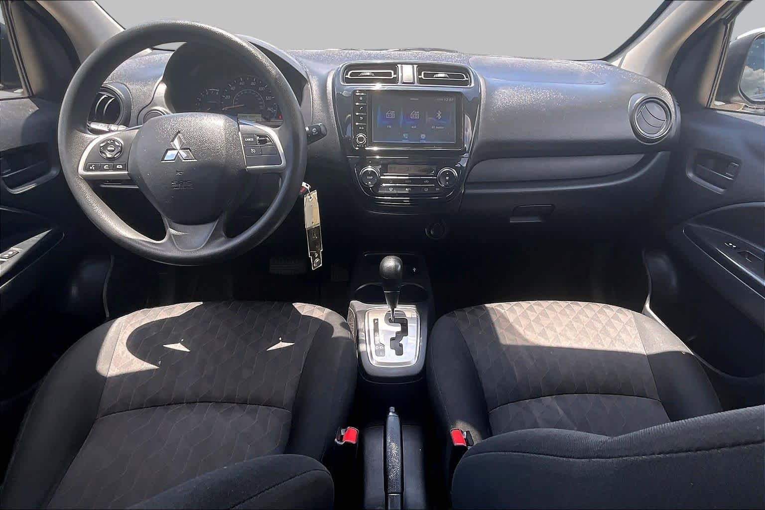 Used 2024 Starlight Silver Metallic Mitsubishi ES image 14