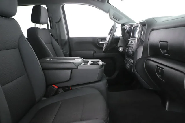 Used 2019  Chevrolet Custom Trail Boss image 31