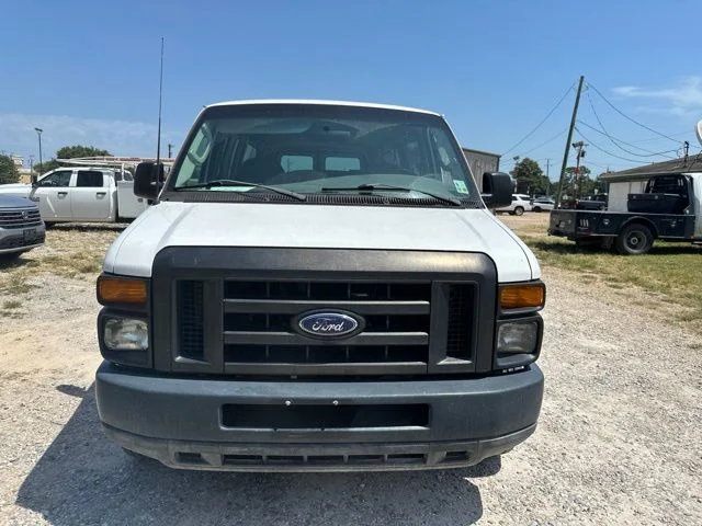 Used 2008 White Ford XL image 3
