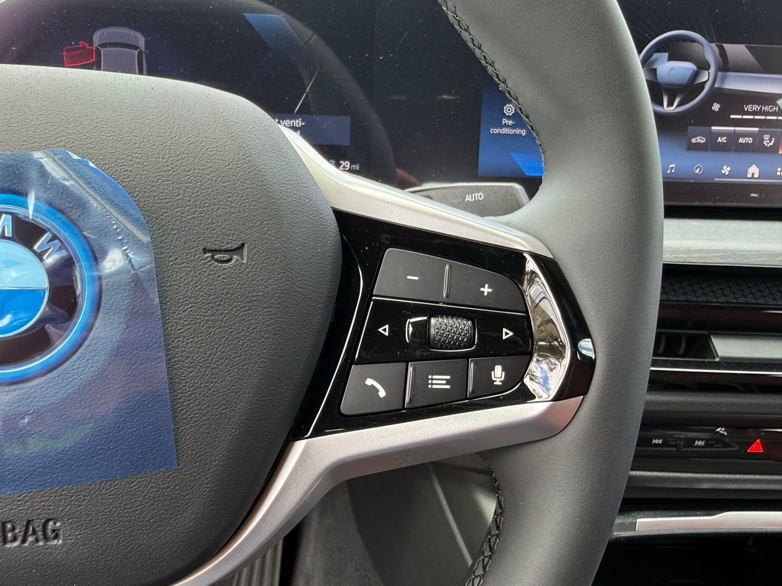 2026 BMW i4 40 - Photo 26