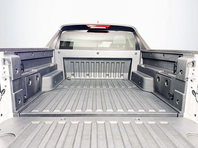 New 2026 White Hyundai SEL FWD image 37