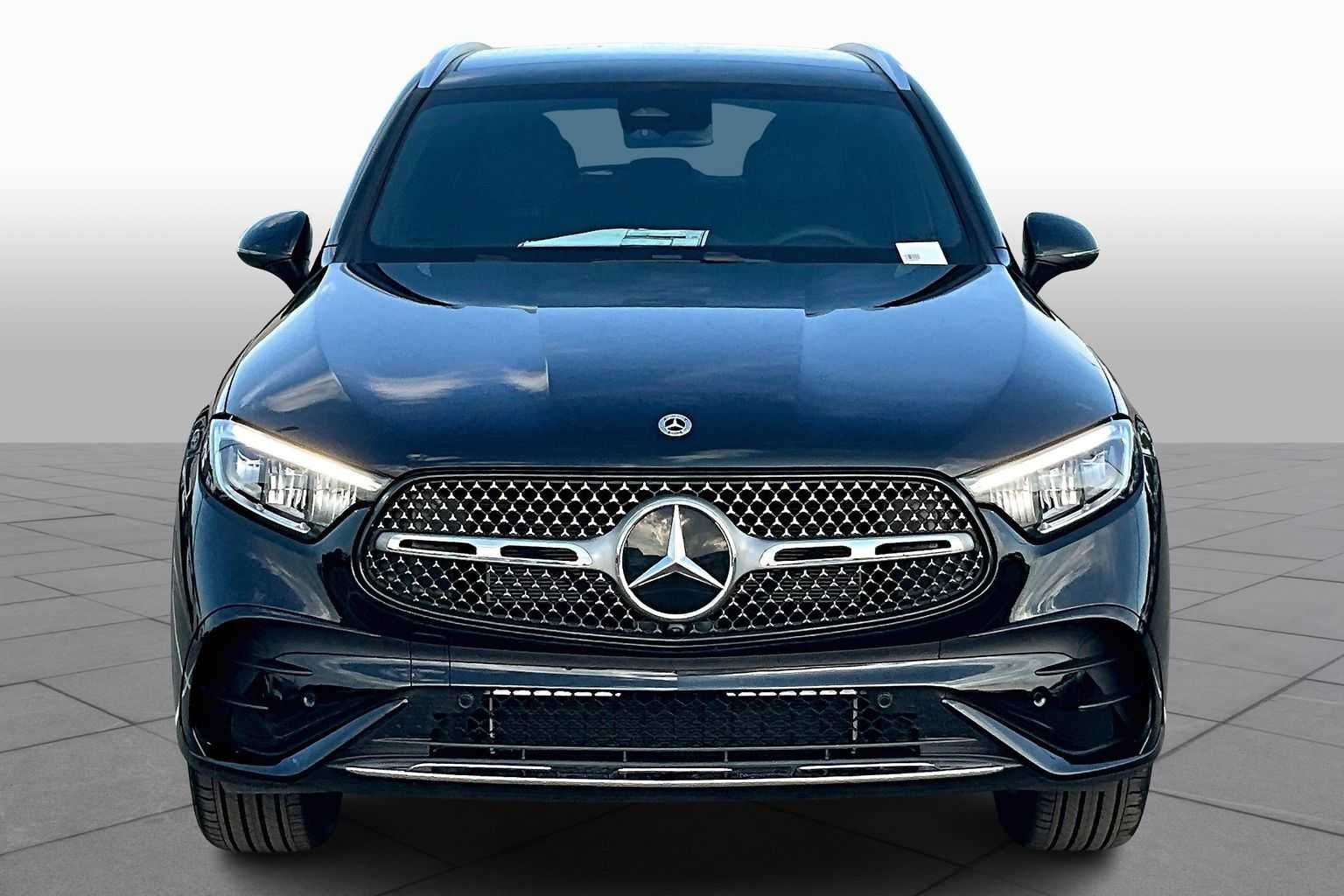 New 2026 Black Mercedes-Benz GLC 300 image 3