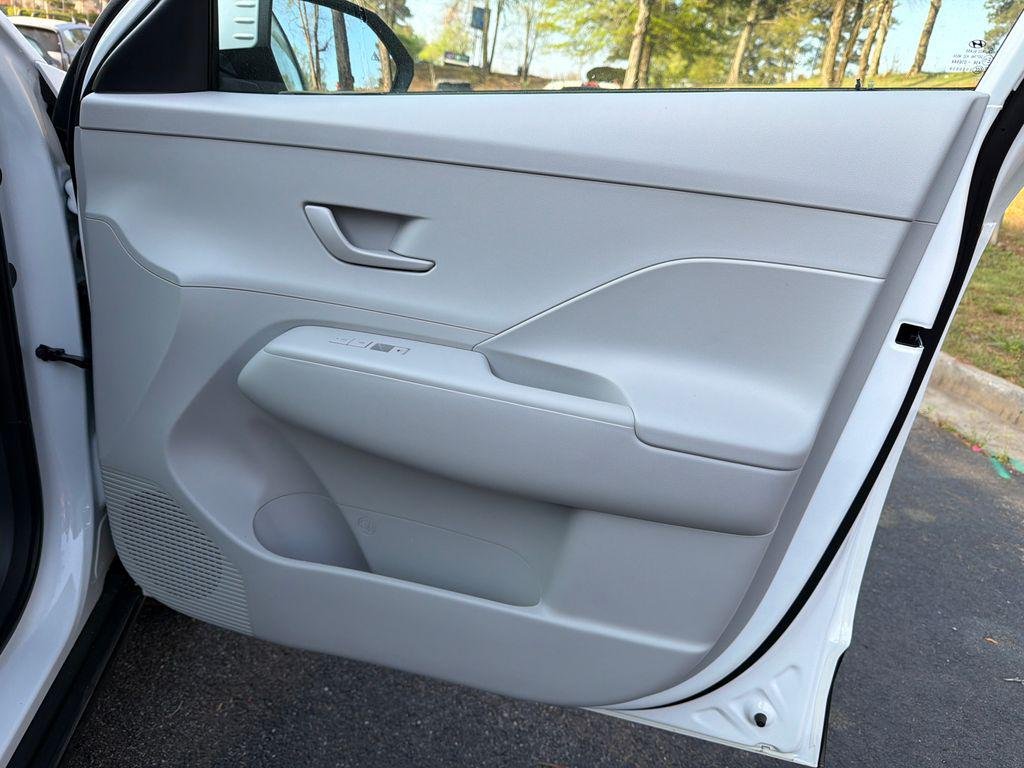 New 2026 White Hyundai SE FWD image 14
