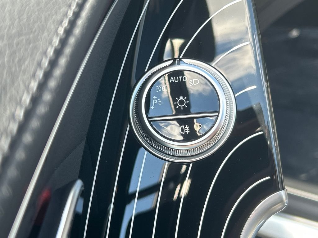 New 2026 Black Mercedes-Benz S580 image 13