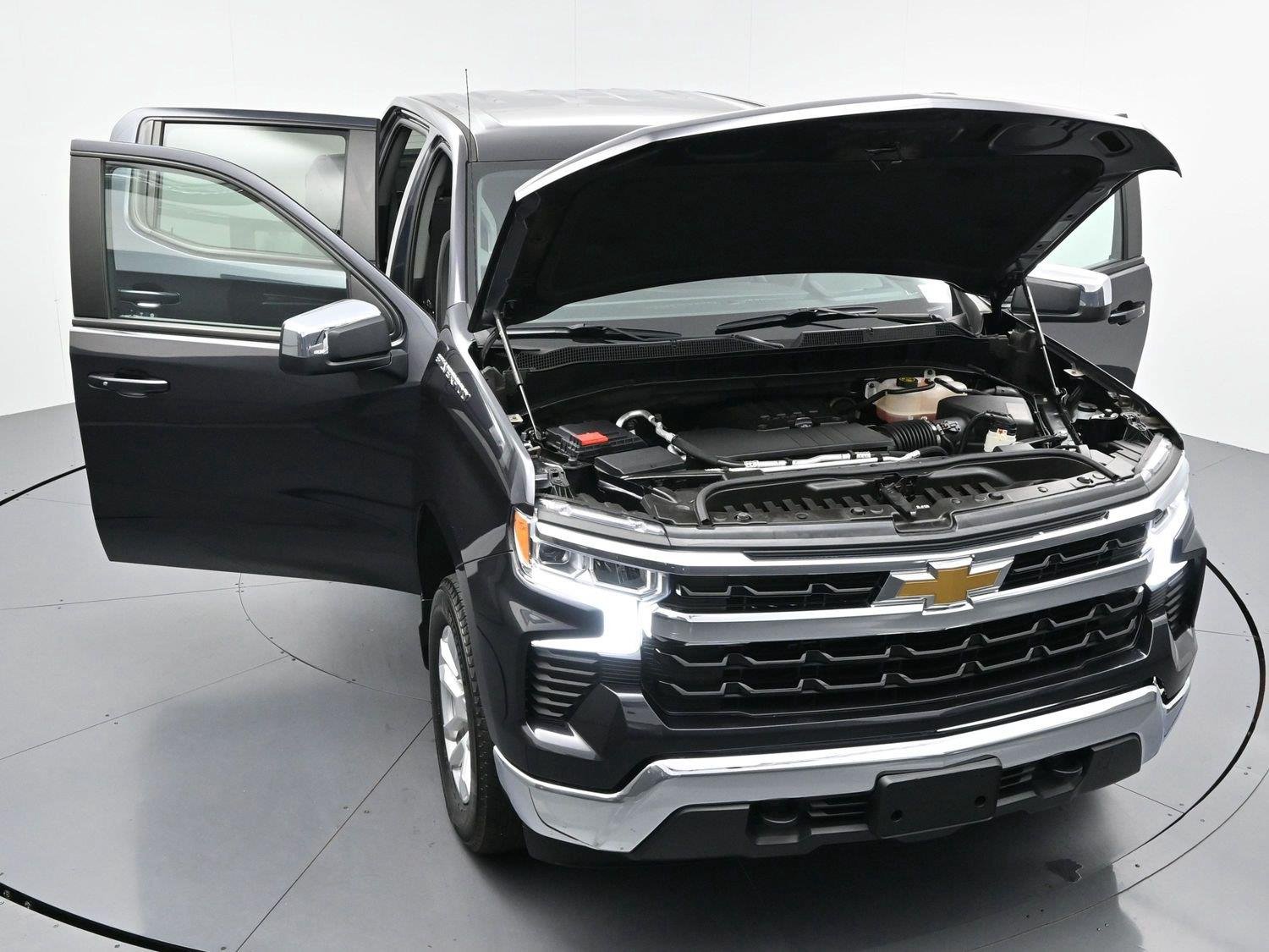 Used 2023 DARK ASH METALLIC Chevrolet LT image 40