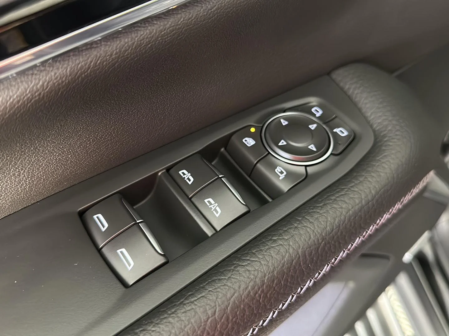 Used 2026 Onyx Black GMC Denali image 11