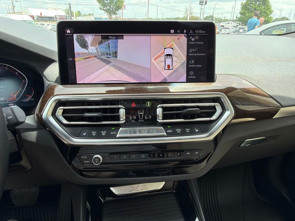 Used 2023 White BMW sDrive30i image 22