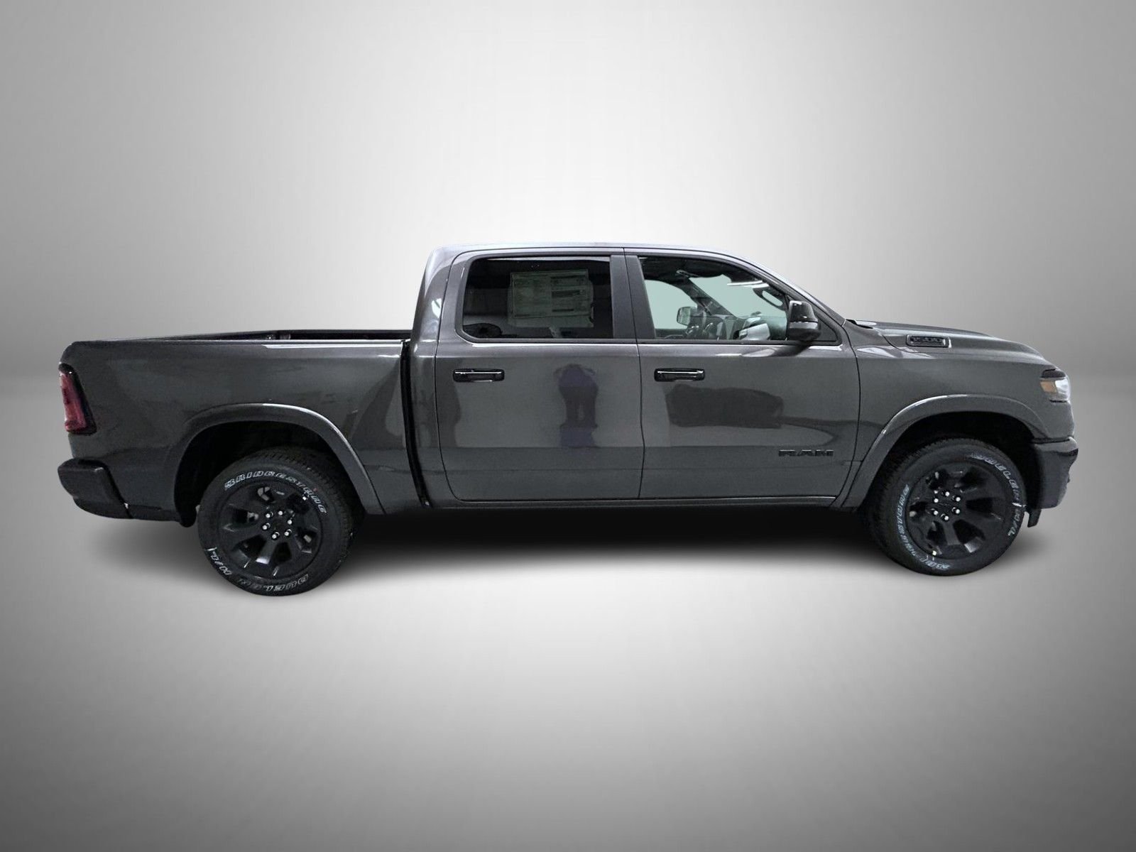 New 2026 Granite Crystal Metallic Clear-Coat Exterior Paint RAM Big Horn/Lone Star image 4