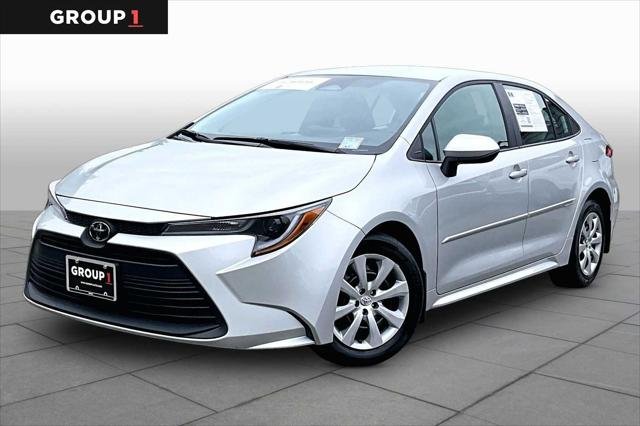 Certified Used 2025 SILVER ME. Toyota  image 1
