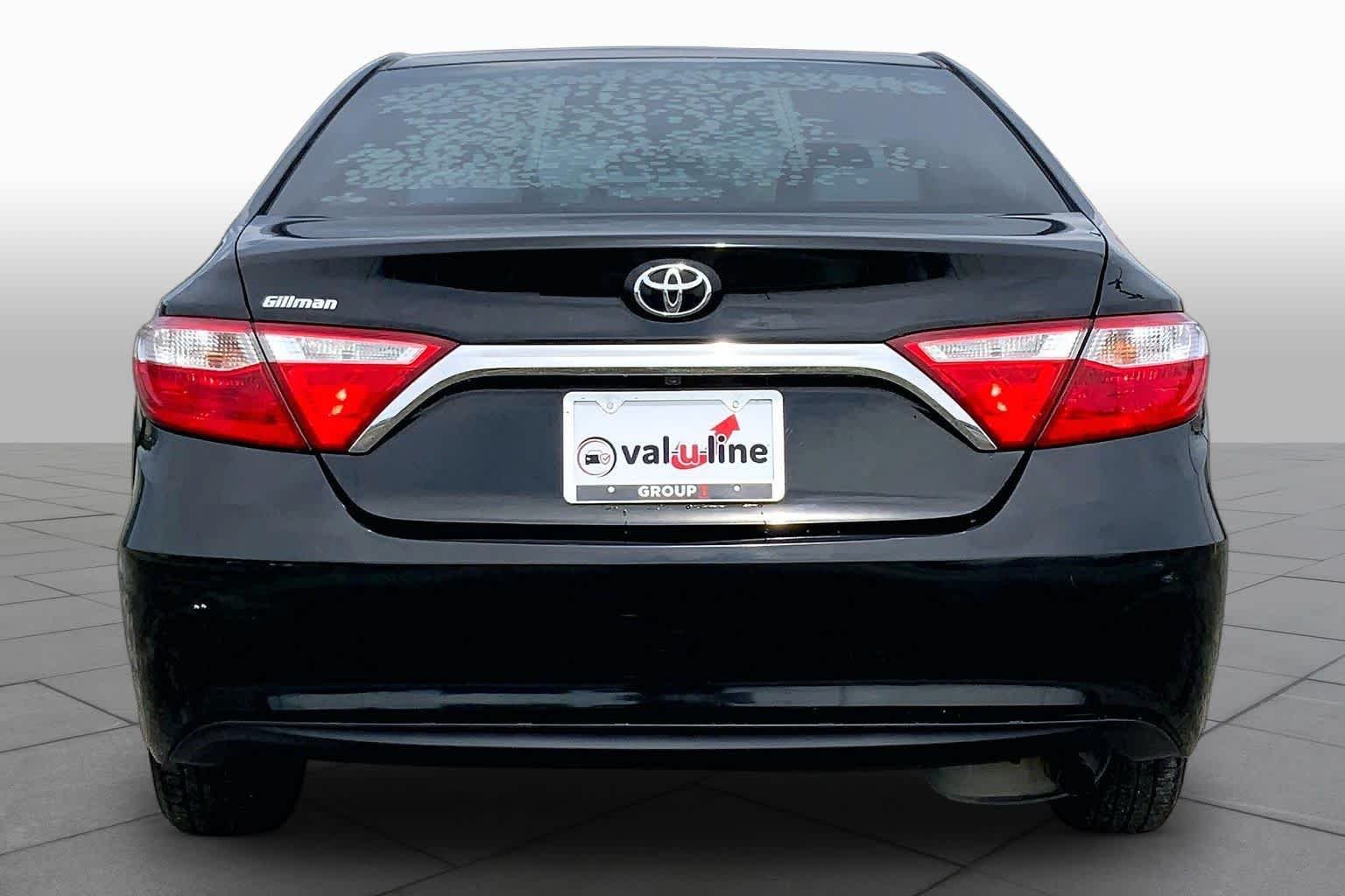 Used 2015 Attitude Black Toyota LE image 5