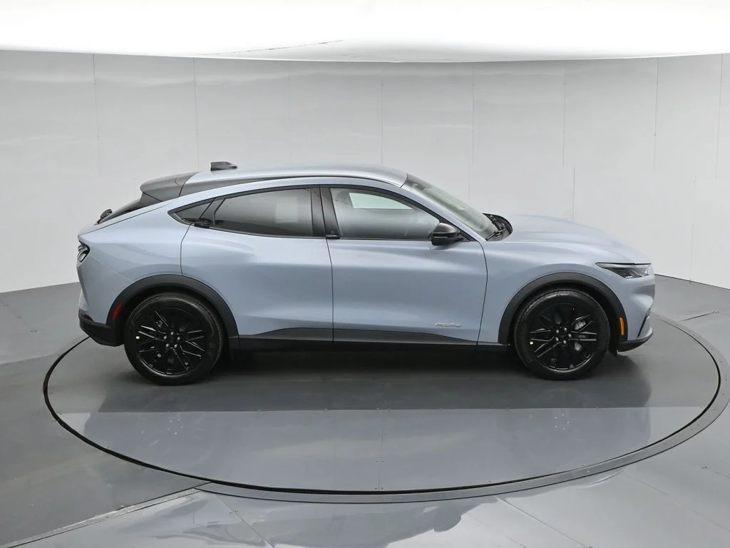 New 2026 Glacier Gray Metallic Tri-coat Ford Select image 37
