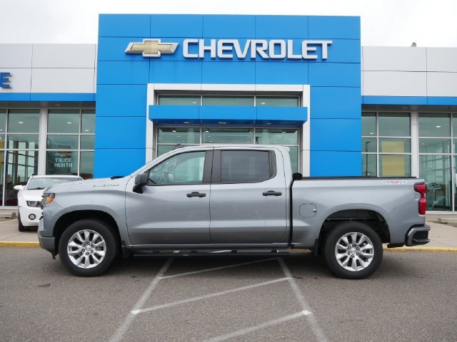 Used 2023 Chevrolet Silverado 1500 Custom with VIN 3GCPDBEK2PG208217 for sale in Roseville, Minnesota