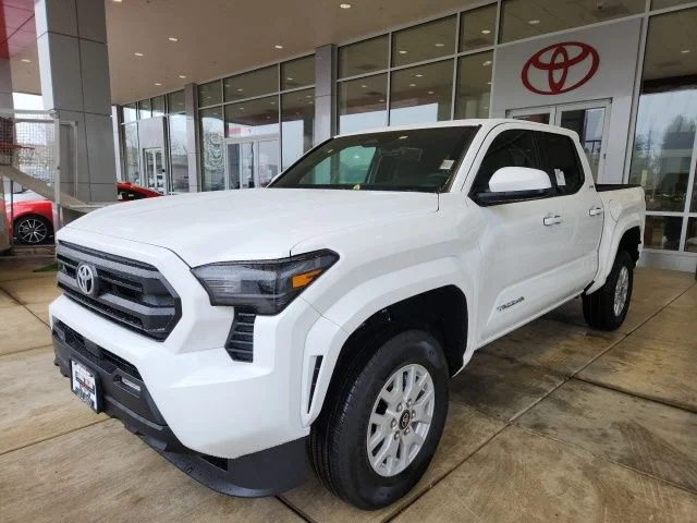 2026 Toyota Tacoma SR5 - Photo 6