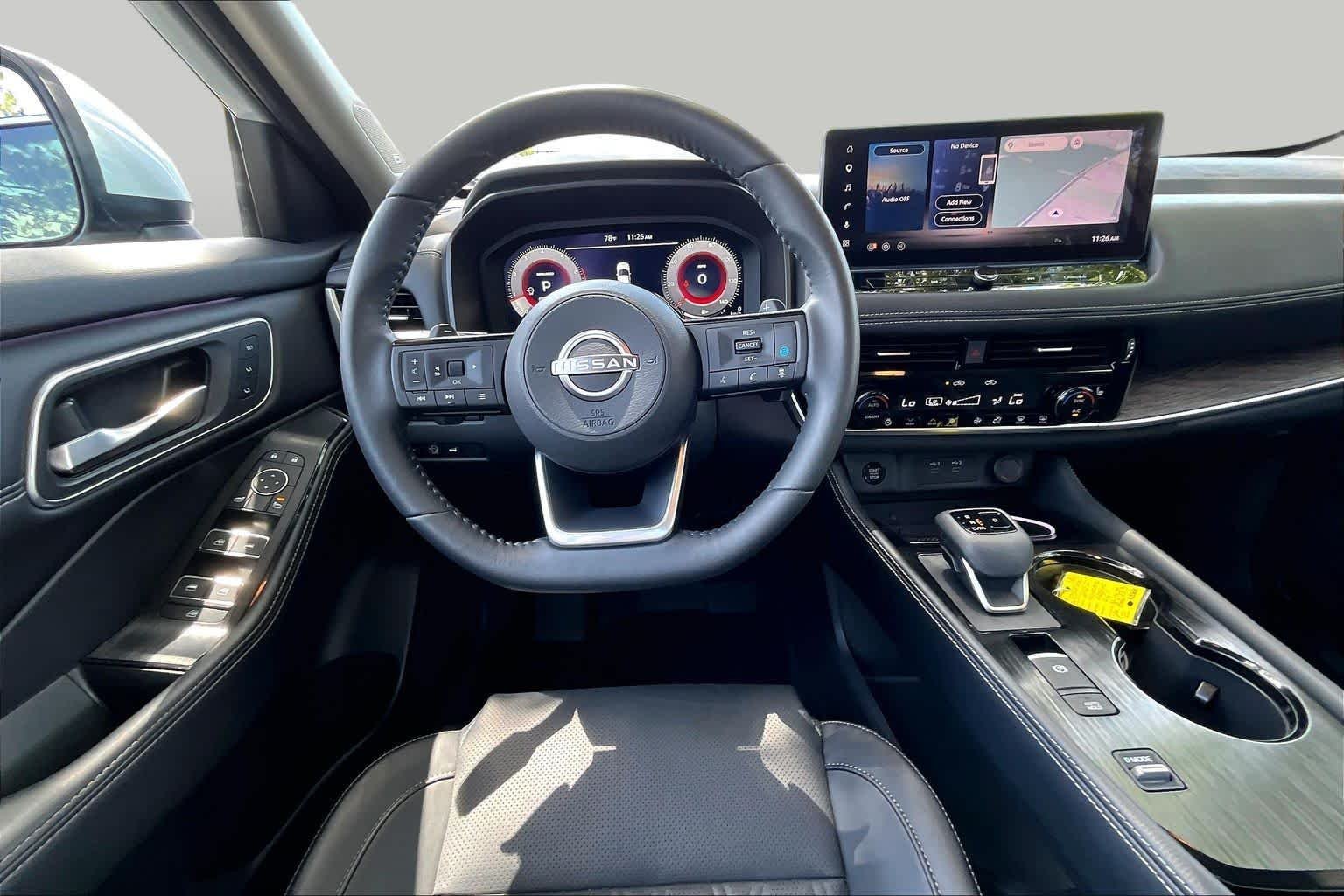 Used 2024 Everest White Pearl Nissan Platinum image 6