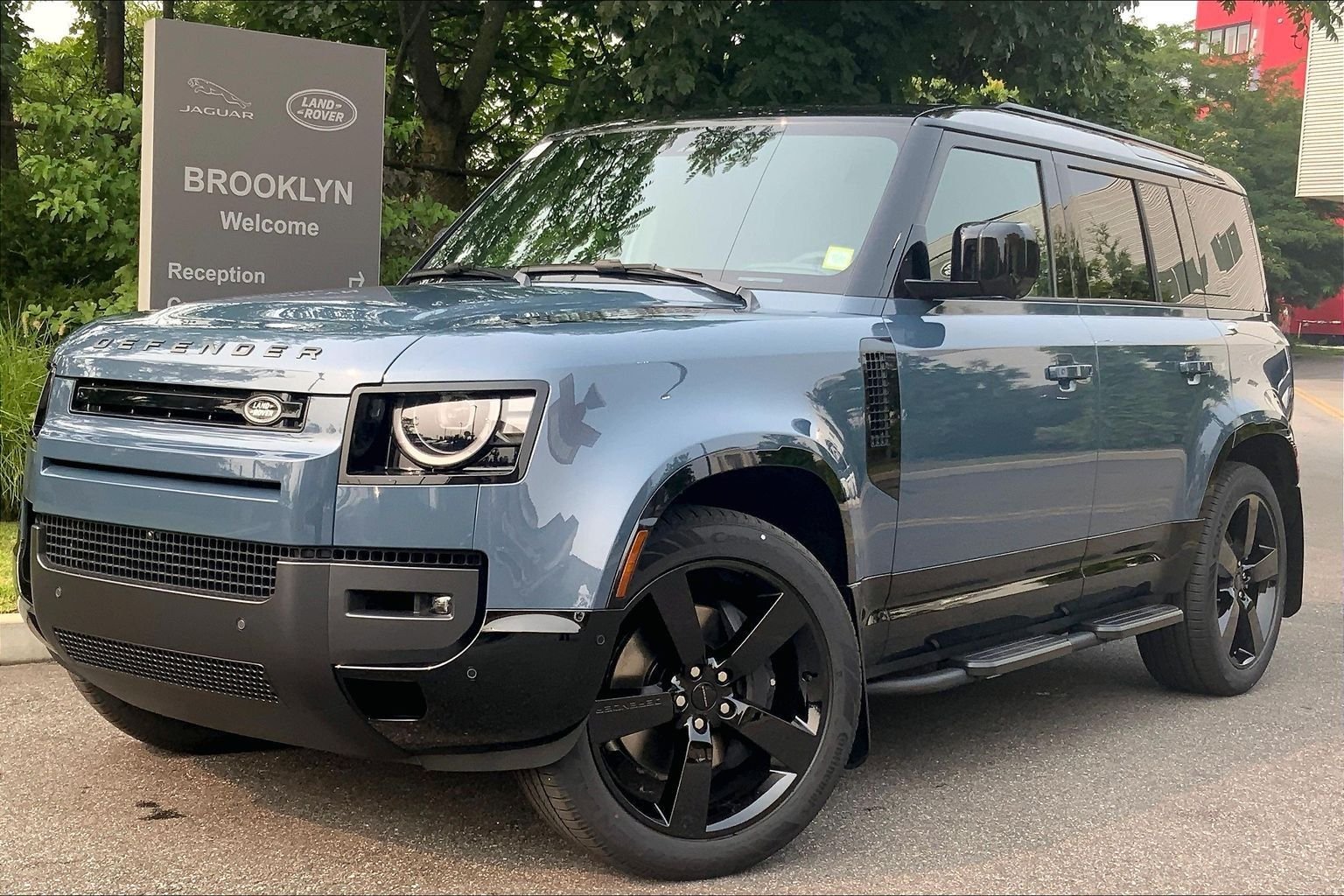 2026 Land Rover Defender 110