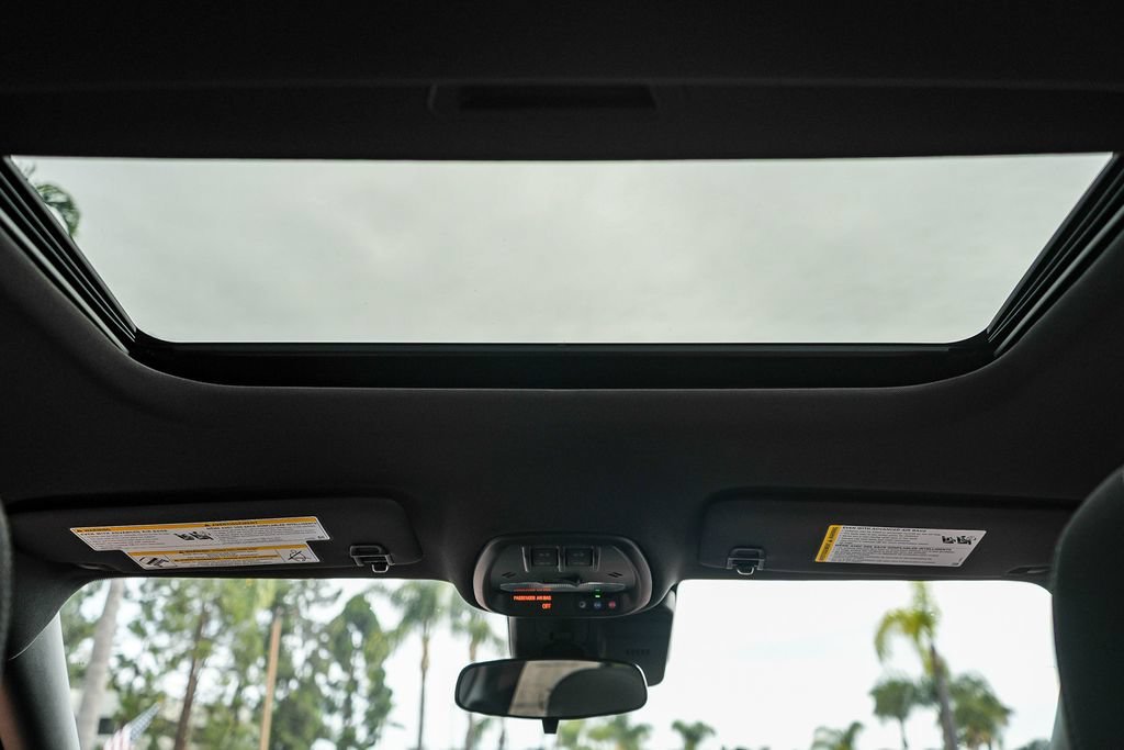 2026 Chevrolet Trax RS - Photo 15