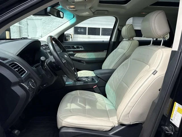 Used 2017 Black Ford Platinum image 14