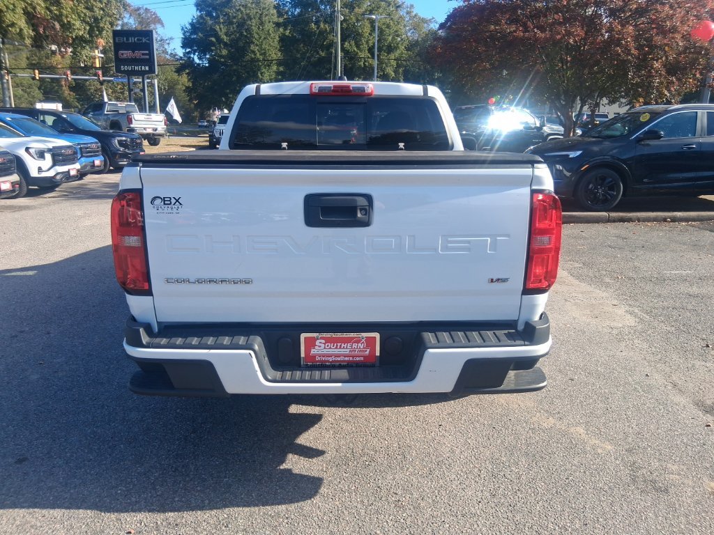 Used 2022 White Chevrolet LT image 6