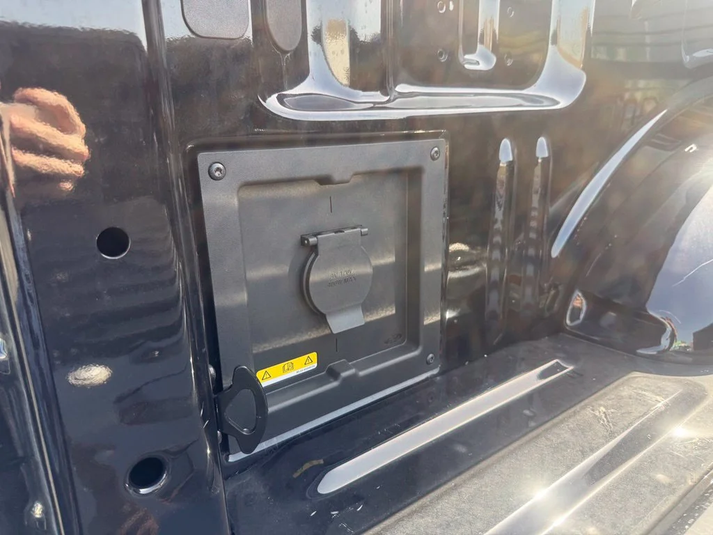 New 2026 Agate Black Metallic Ford XLT image 45
