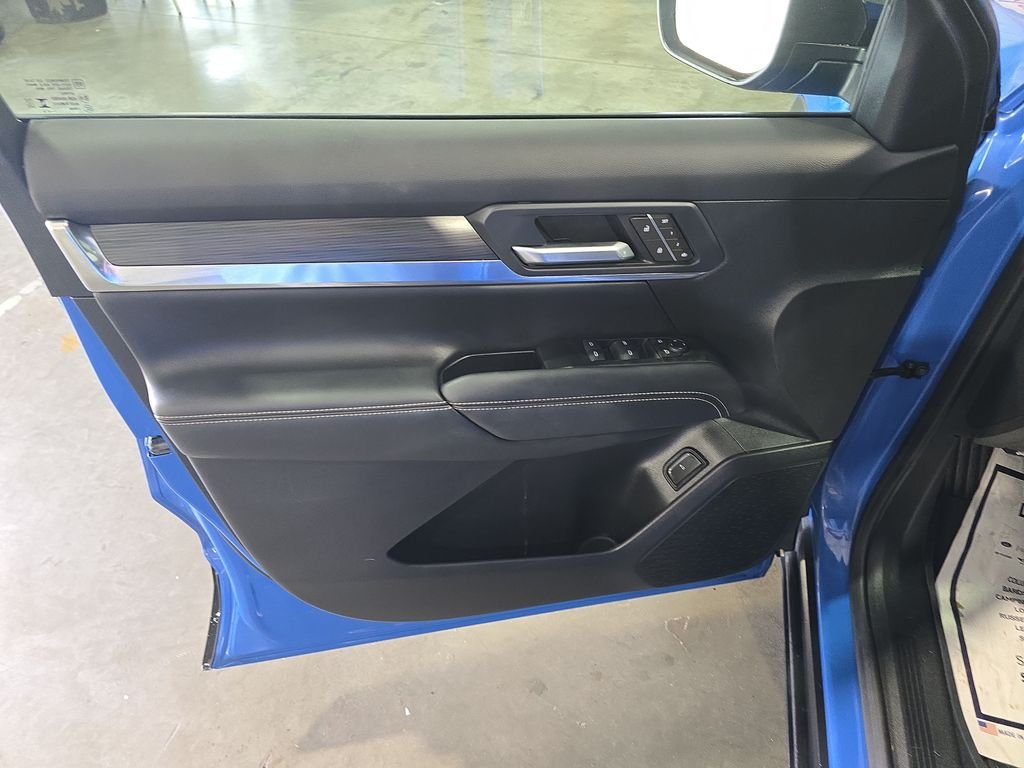 Used 2026 Blue GMC Elevation image 14