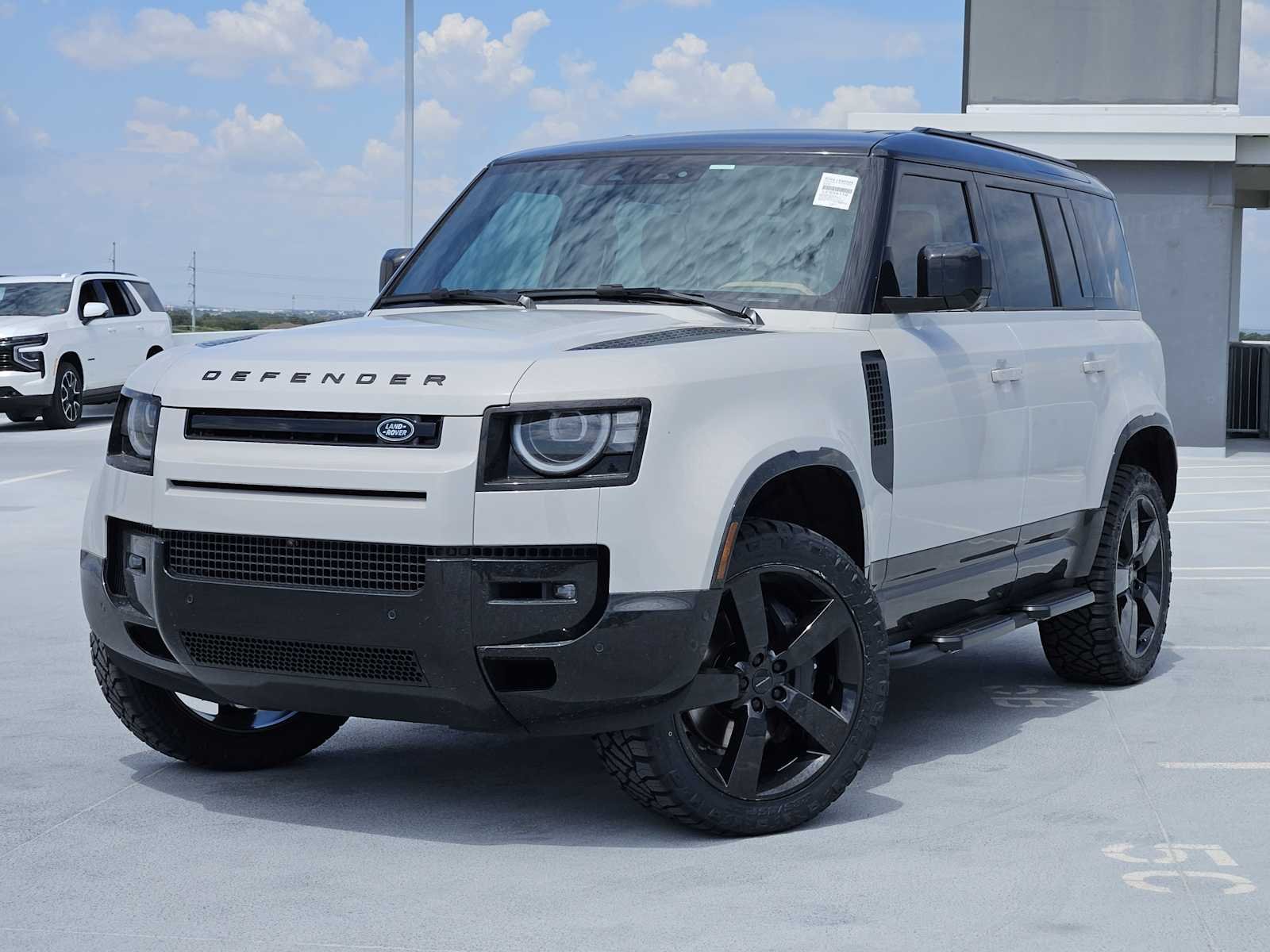 New 2026 Borasco Grey LAND ROVER X-Dynamic SE image 1