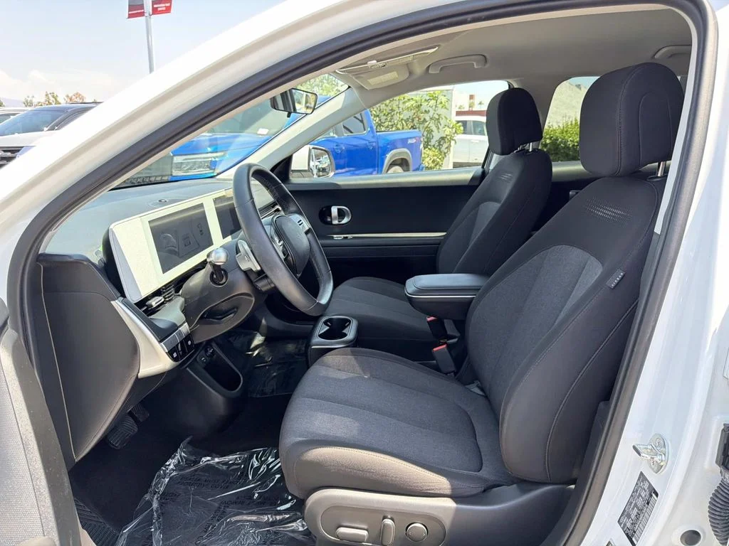 Used 2024 ATLAS WHITE Hyundai SE Standard Range image 22
