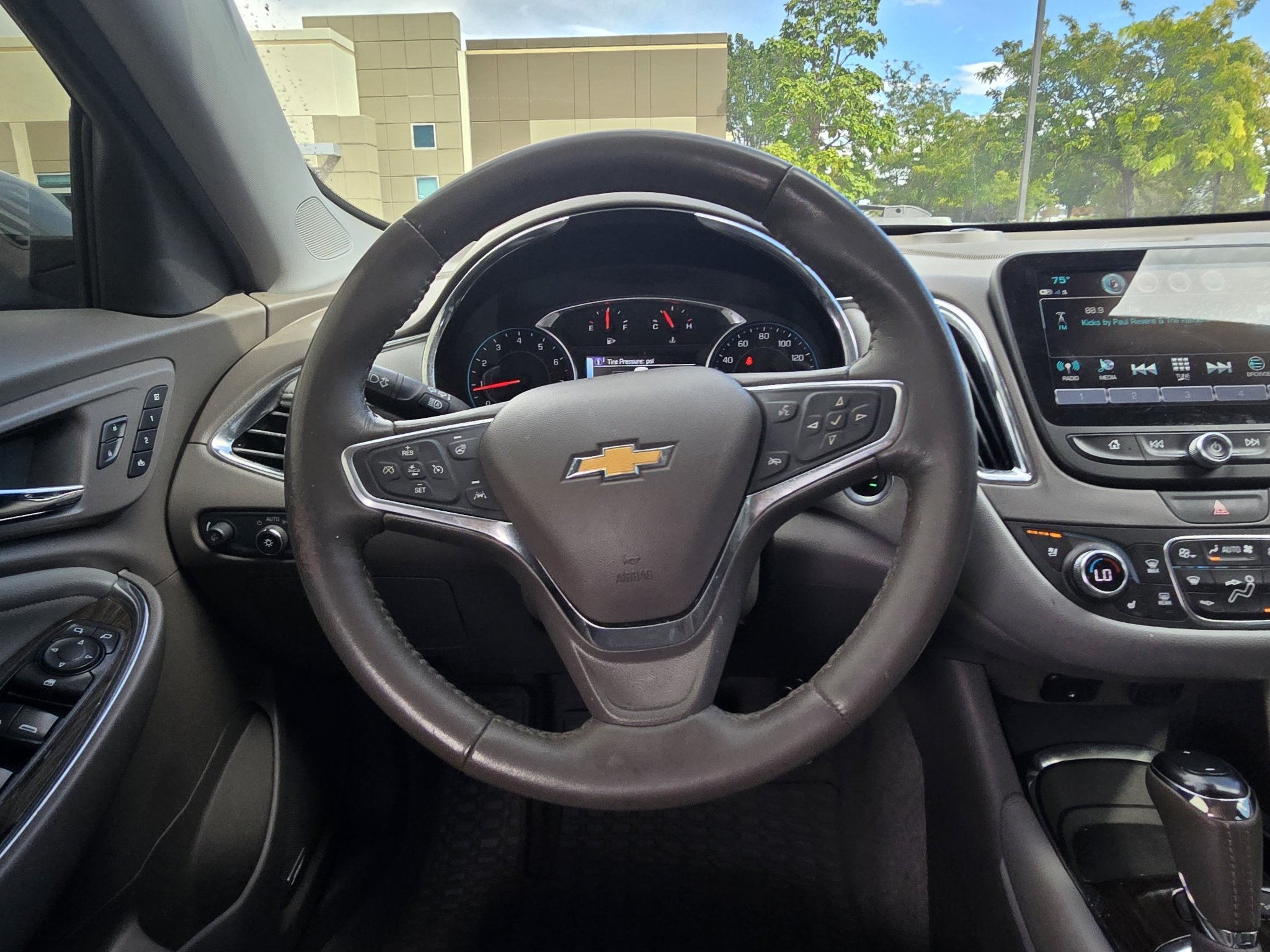 Used 2017 Arctic Blue Metallic Chevrolet Premier image 27