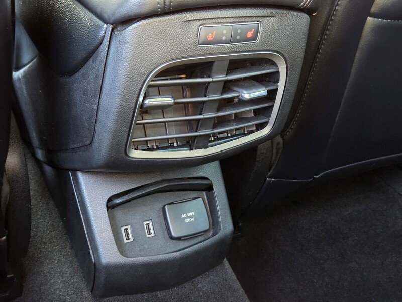 Used 2019 Silver Lincoln Reserve image 17