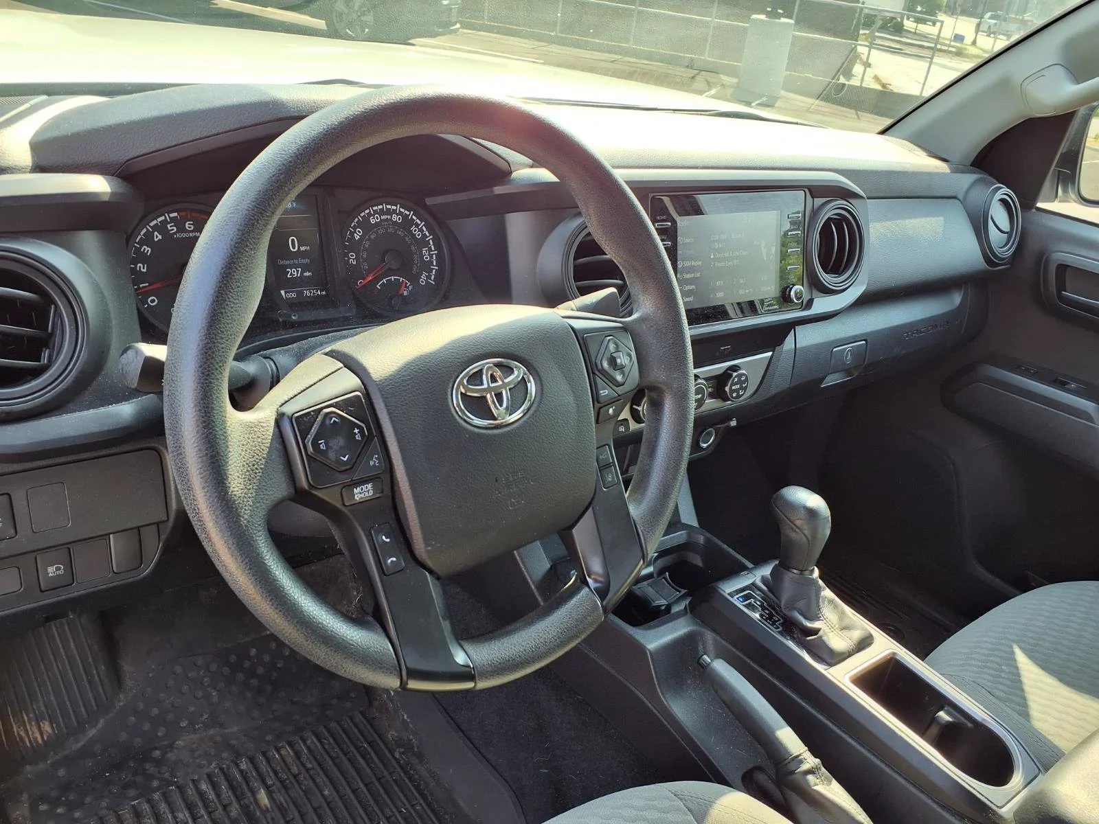 Certified Used 2022 White Toyota SR image 5