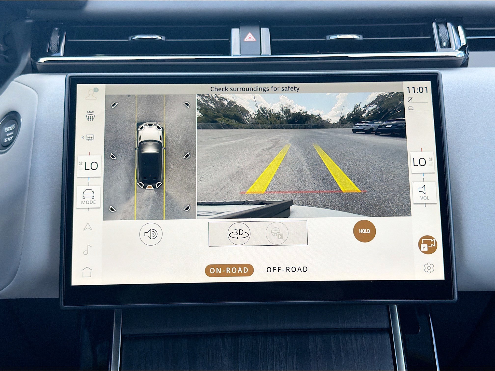 New 2026 Ostuni Pearl White Land Rover Belgravia Edition image 33