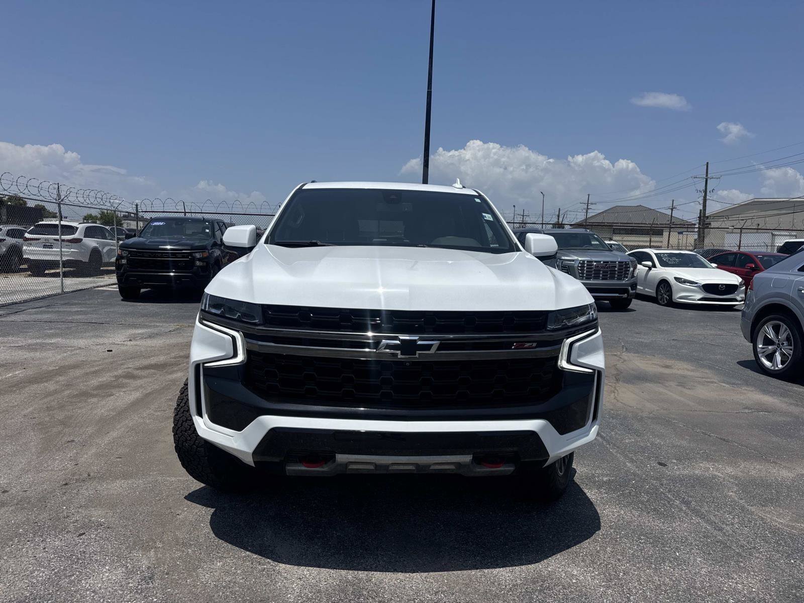 Used 2022 White Chevrolet Z71 image 30