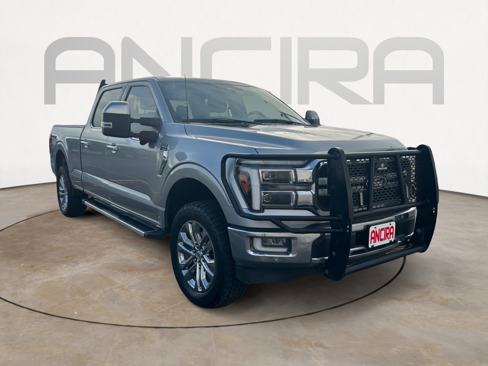 Used 2024 Silver Metallic Ford LARIAT image 4