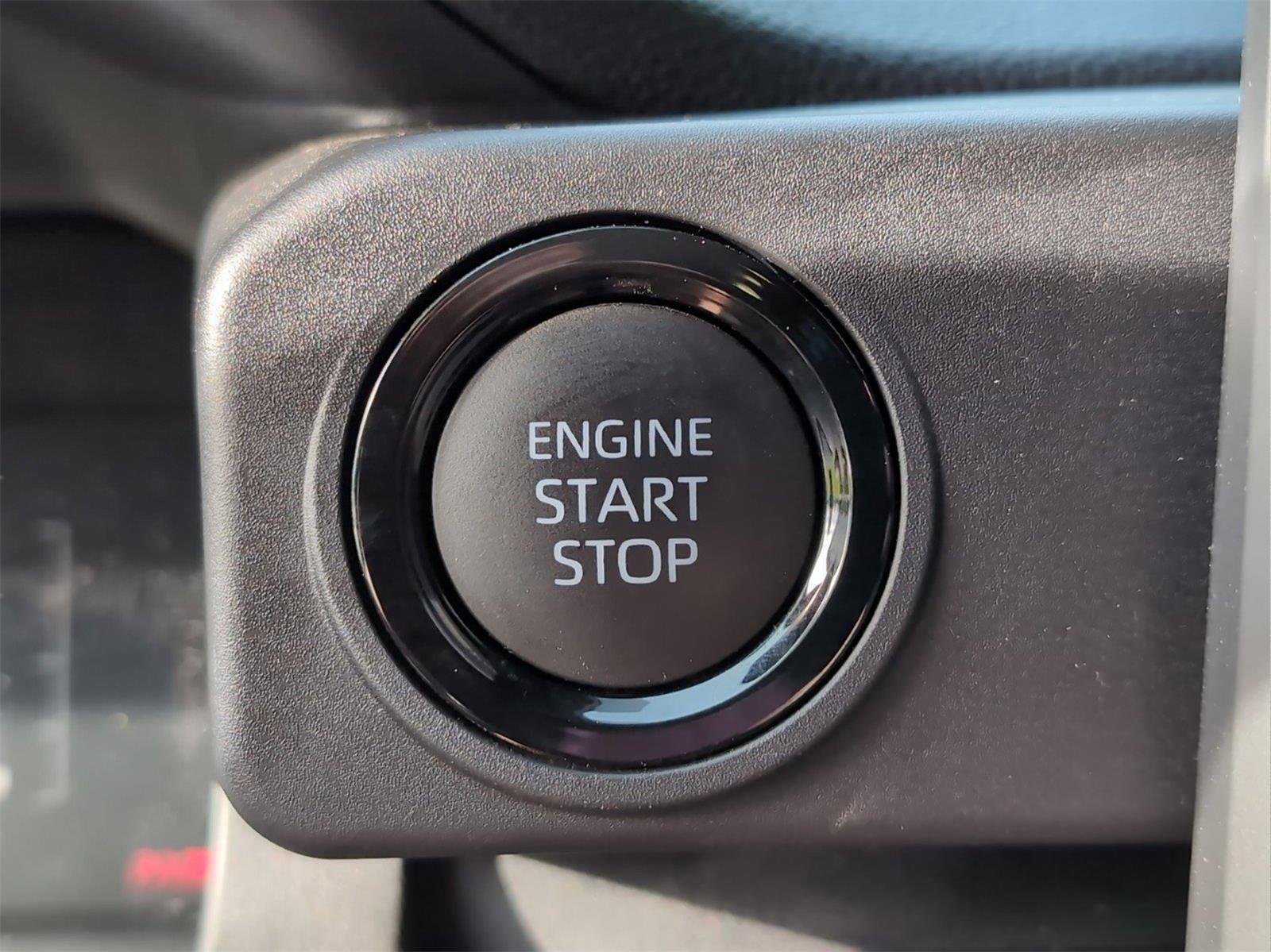 Used 2025 Underground Toyota SR5 image 20