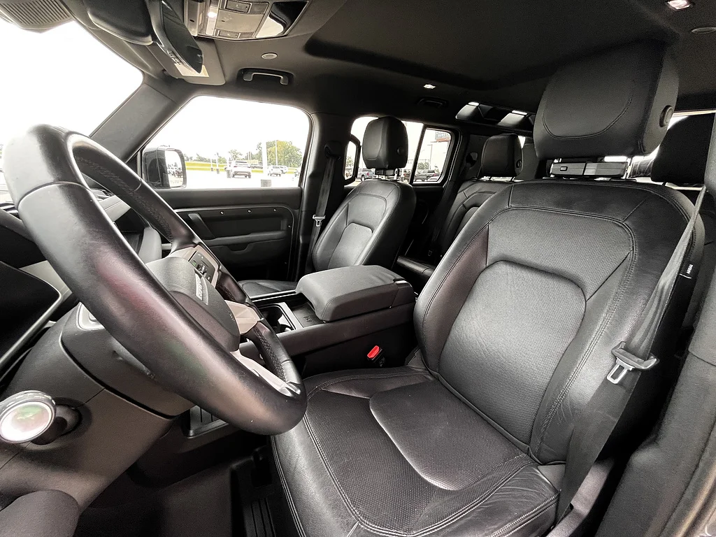 Used 2023 Eiger Grey Metallic Land Rover 110 S image 8