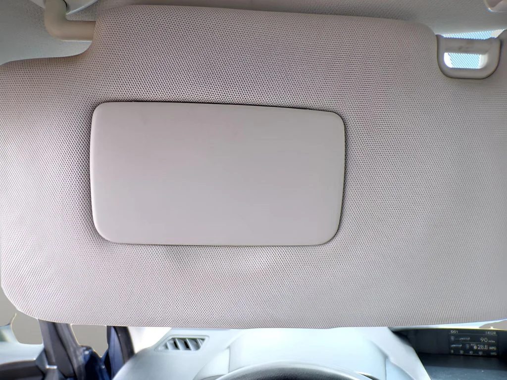 Used 2016 Quartz Blue Pearl Subaru 2.5i image 28