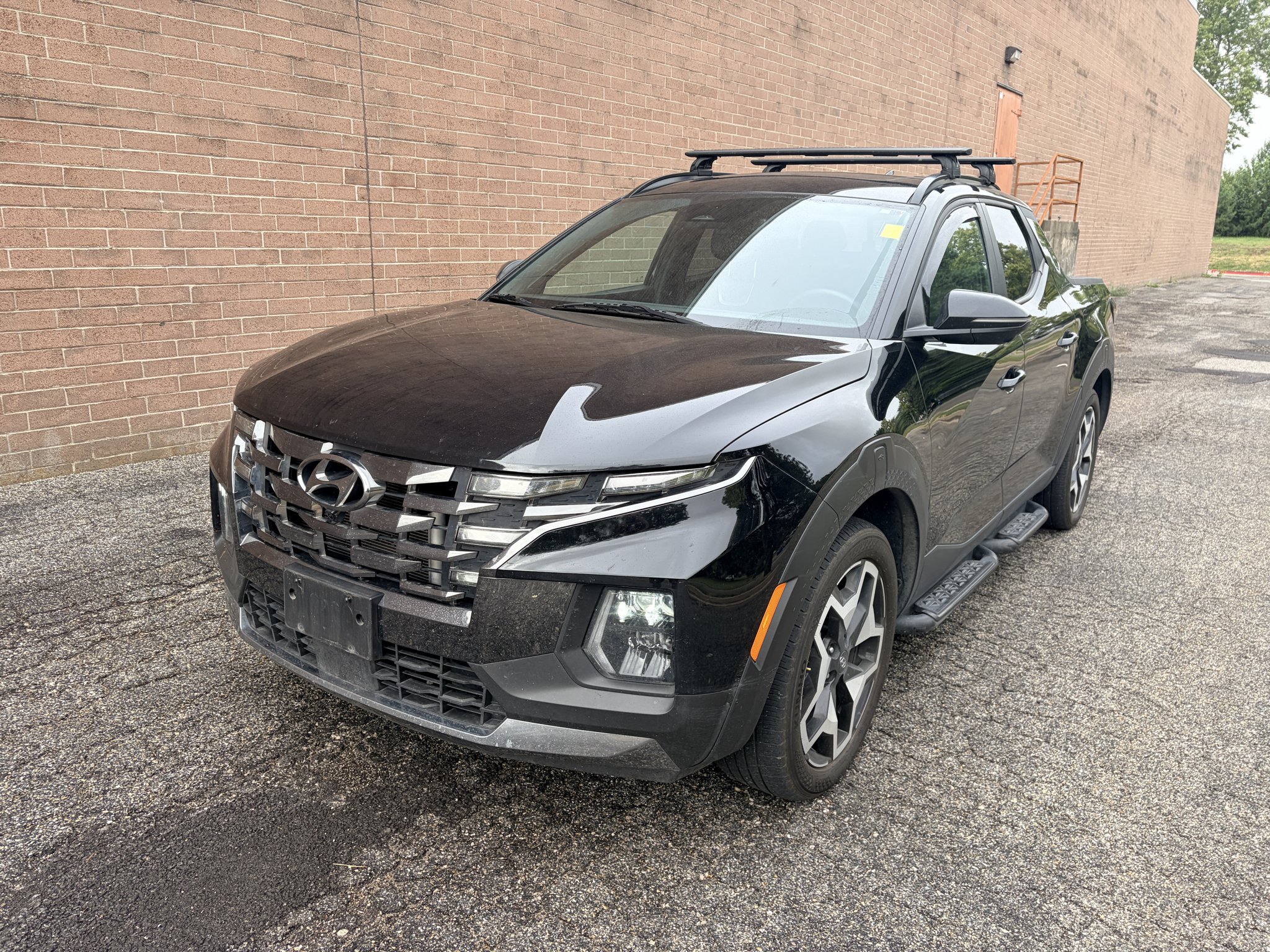Used 2024 Phantom Black Hyundai Limited image 1