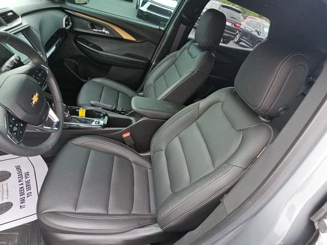 Used 2023 Gray Chevrolet ACTIV image 22