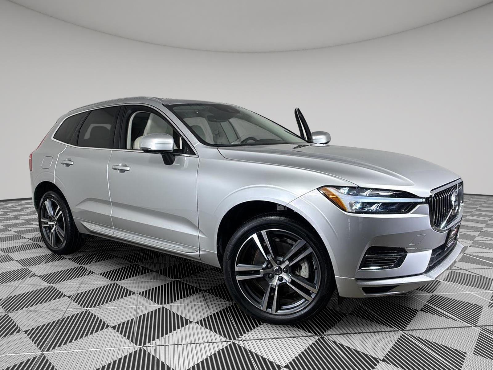 2021 Volvo XC60 Inscirption Expression