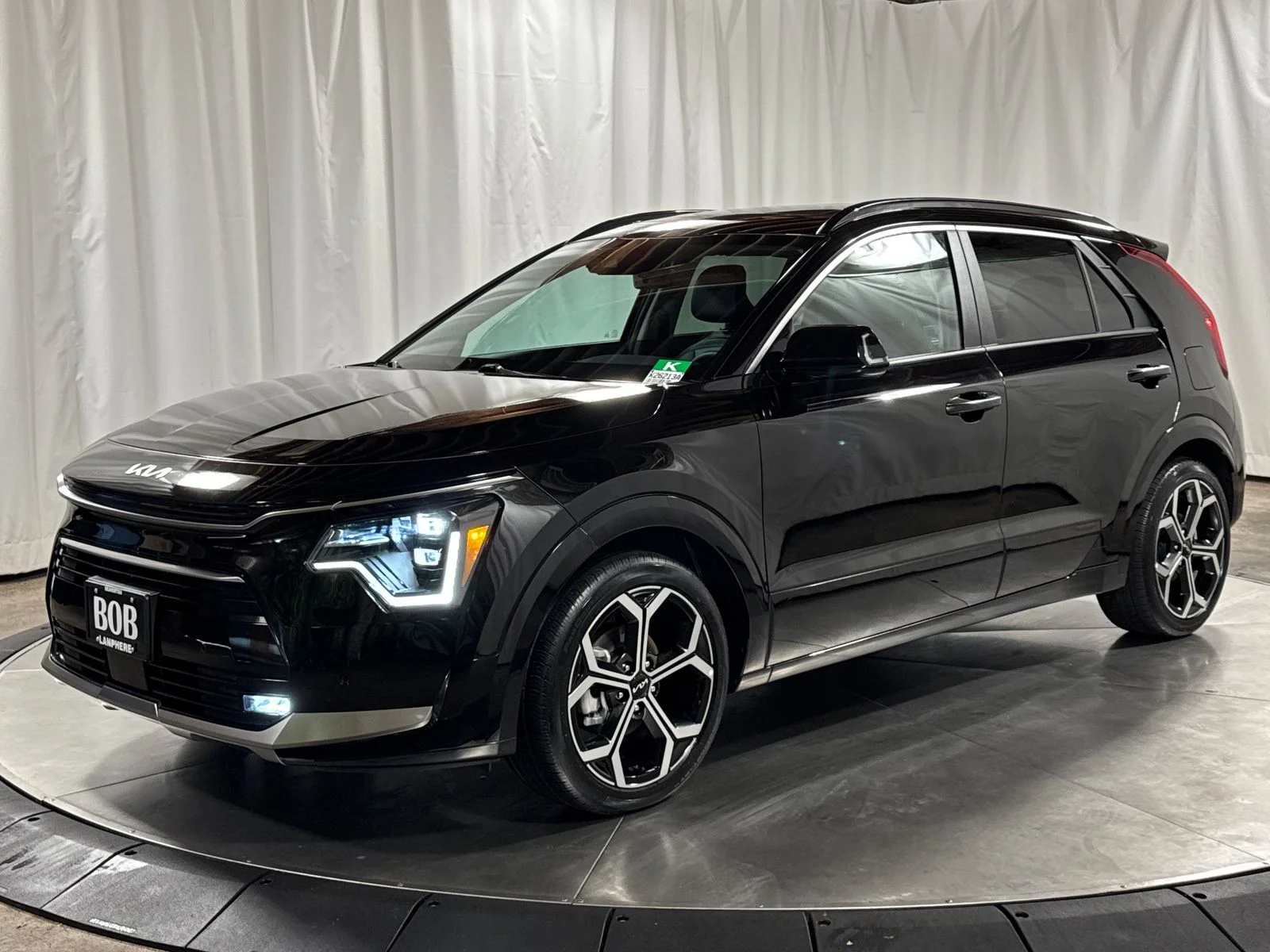2023 Kia Niro SX Touring HEV's photo
