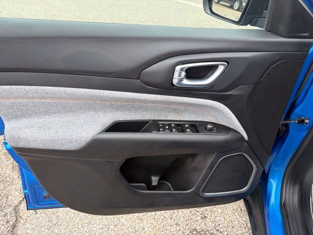 Used 2022 Laser Blue Pearlcoat Jeep Sport image 11