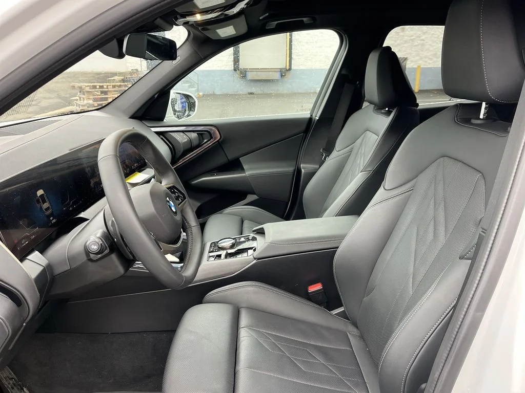 2025 BMW X3 30 - Photo 11