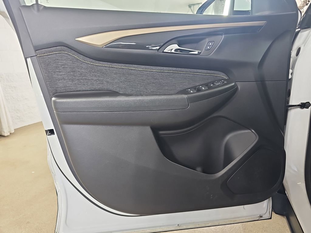 Certified Used 2024 Summit White Chevrolet ACTIV image 31