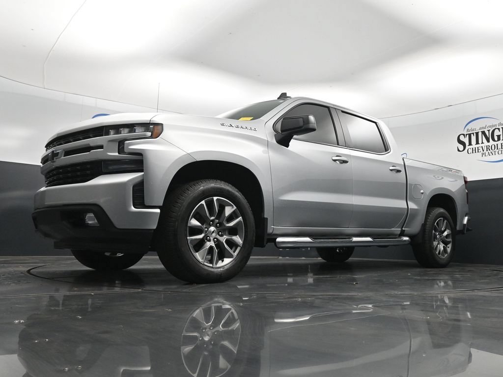 Used 2021 SILVER ICE METALLIC Chevrolet RST image 28