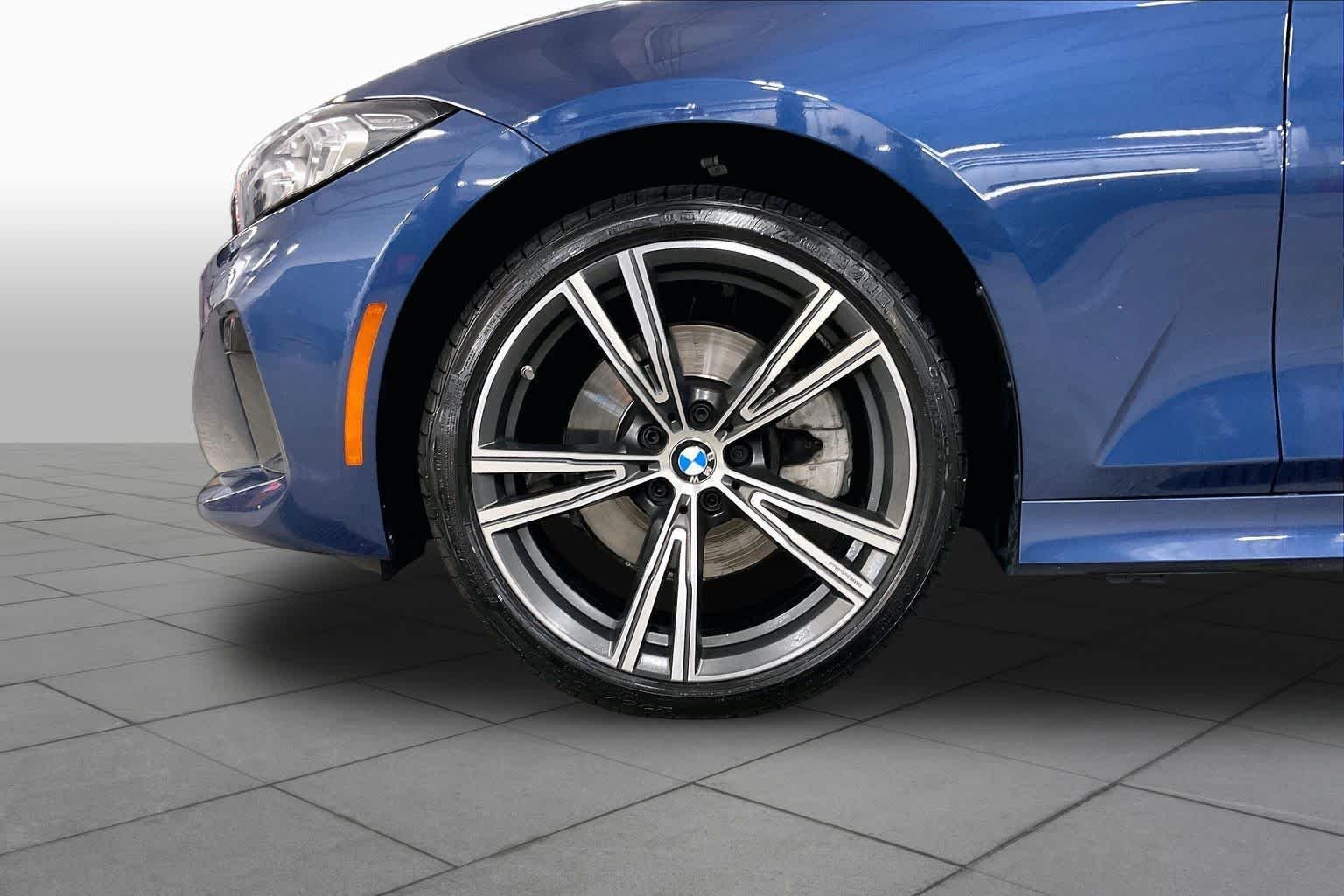 Used 2024 Phytonic Blue Metallic BMW 330i xDrive image 11