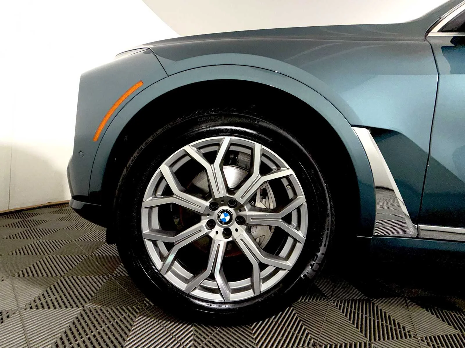 2026 BMW X7 40i - Photo 8