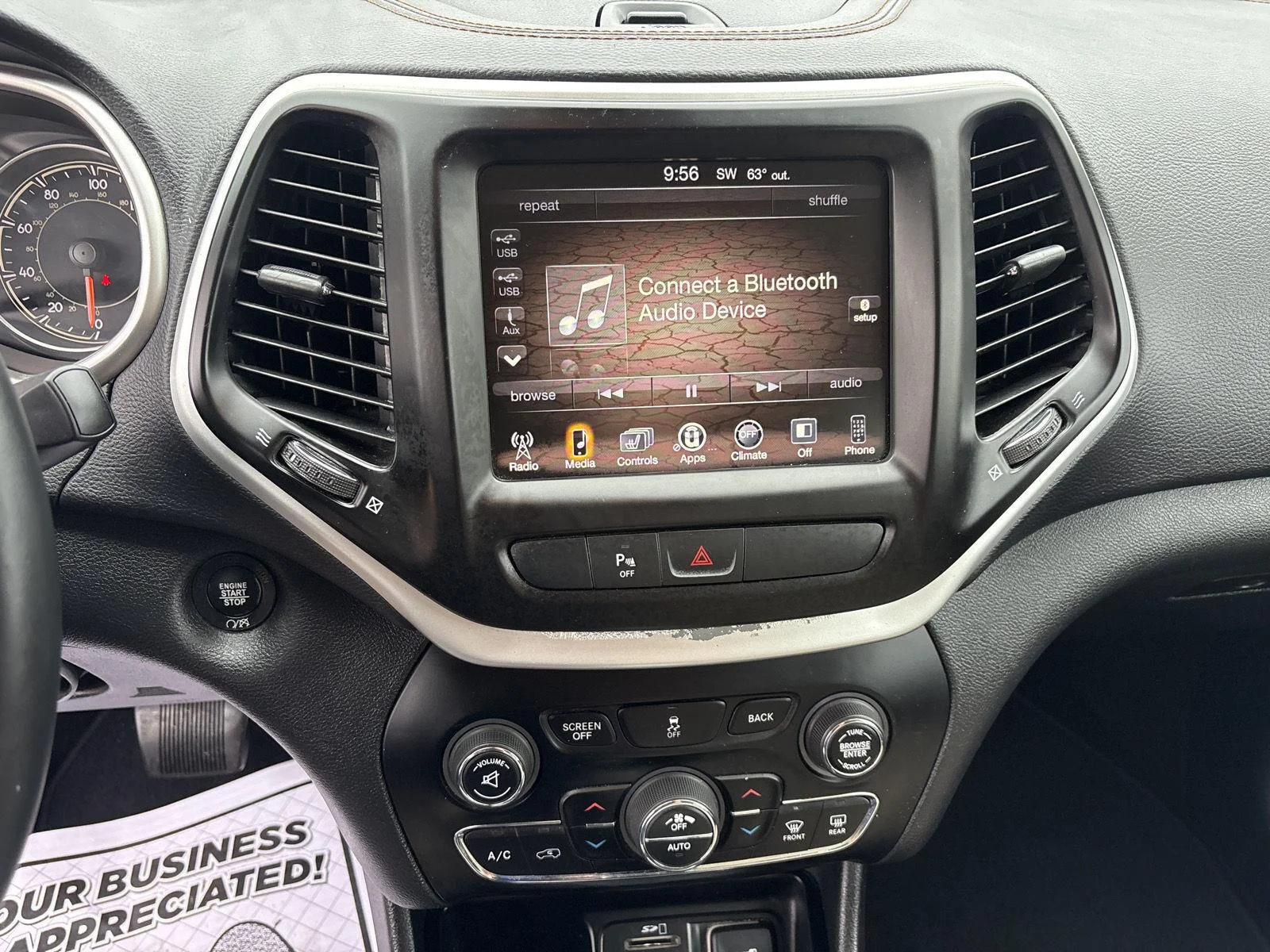 Used 2017 Bright White Clearcoat Jeep Limited image 20