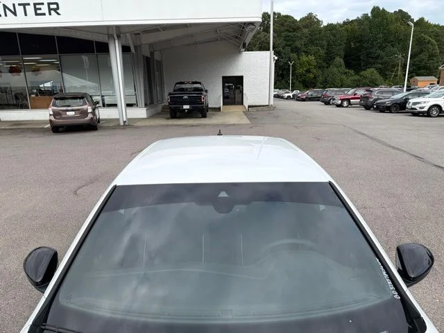 Used 2024 White Volkswagen 1.5T Sport image 9